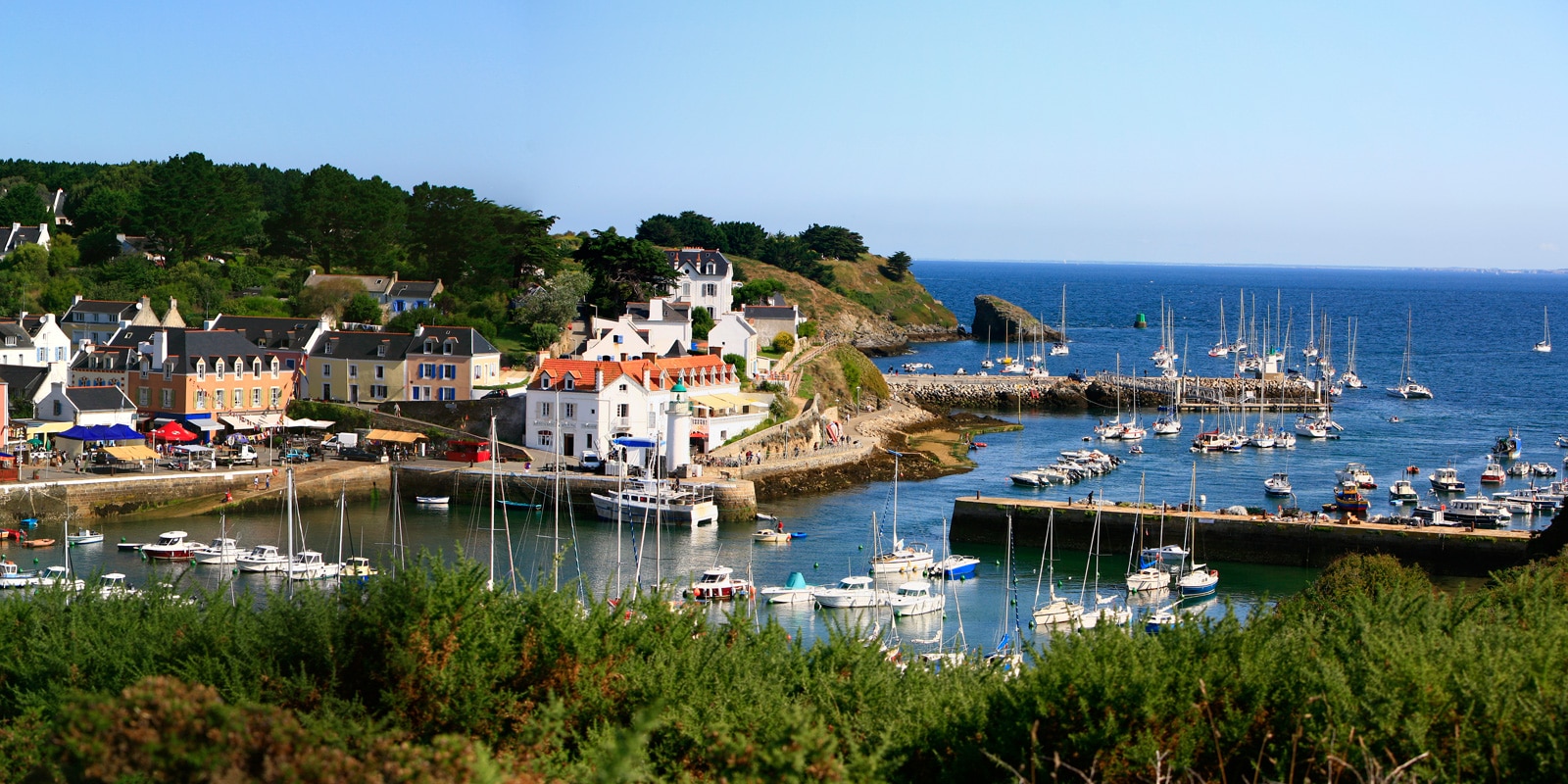 Le port de Sauzon à Belle-Île-en-Mer copyright Marc SCHAFFNER Morbihan Tourisme