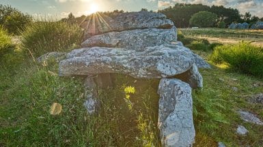 Le dolmen de Kermario à Carnac