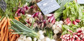 Légumes au marché de Carnac